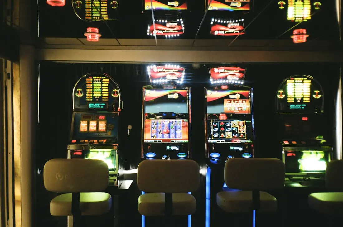 200 rodadas grátis GoldenPark slots